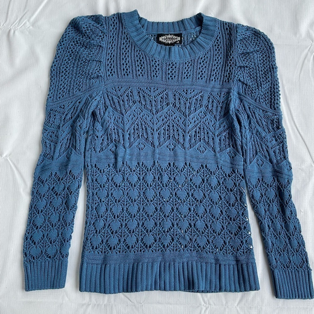 Oliver O. Crocheted sweater. Blue. Size S.